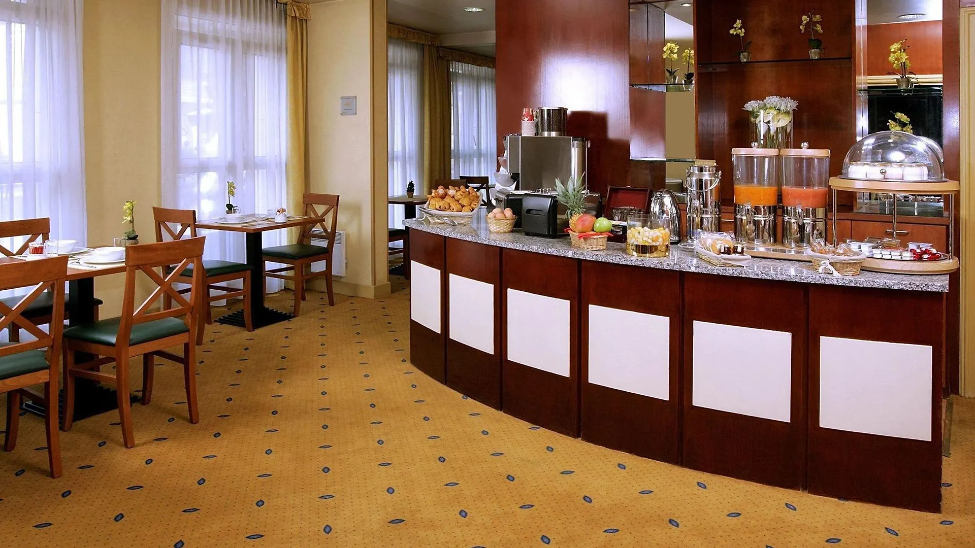 Citadines Montmartre Apart-hotel 3*