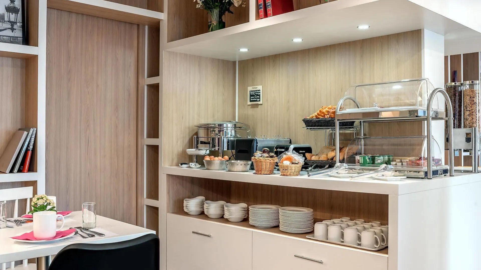 Citadines Montmartre Apart-hotel Paris
