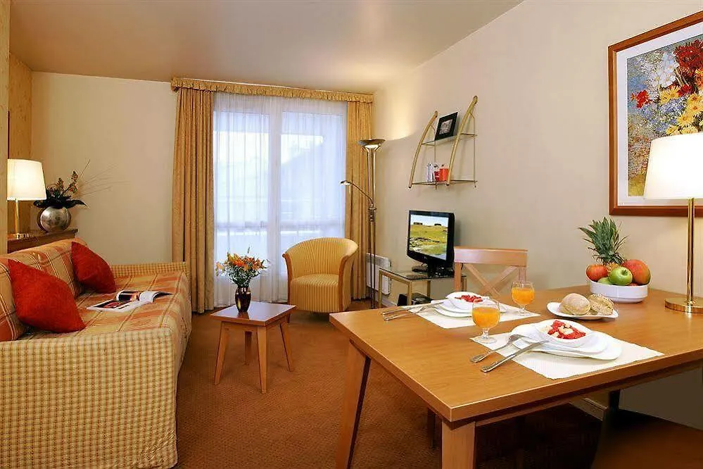 Apart-hotel Citadines Montmartre 3*