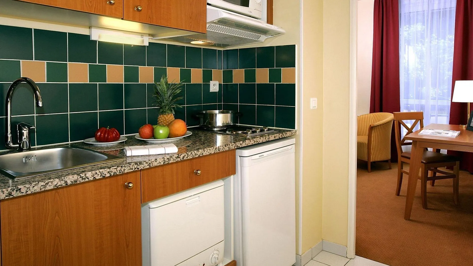 Aparthotel Citadines Montmartre 3*